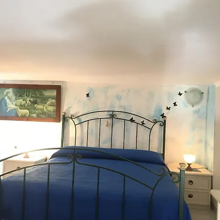 Percebes - Immobilevante * Ponza
